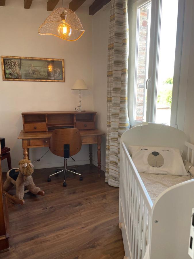 jolie maison de campagne avec piscine intérieur chauffée Fontaine-la-Gaillarde Esterno foto