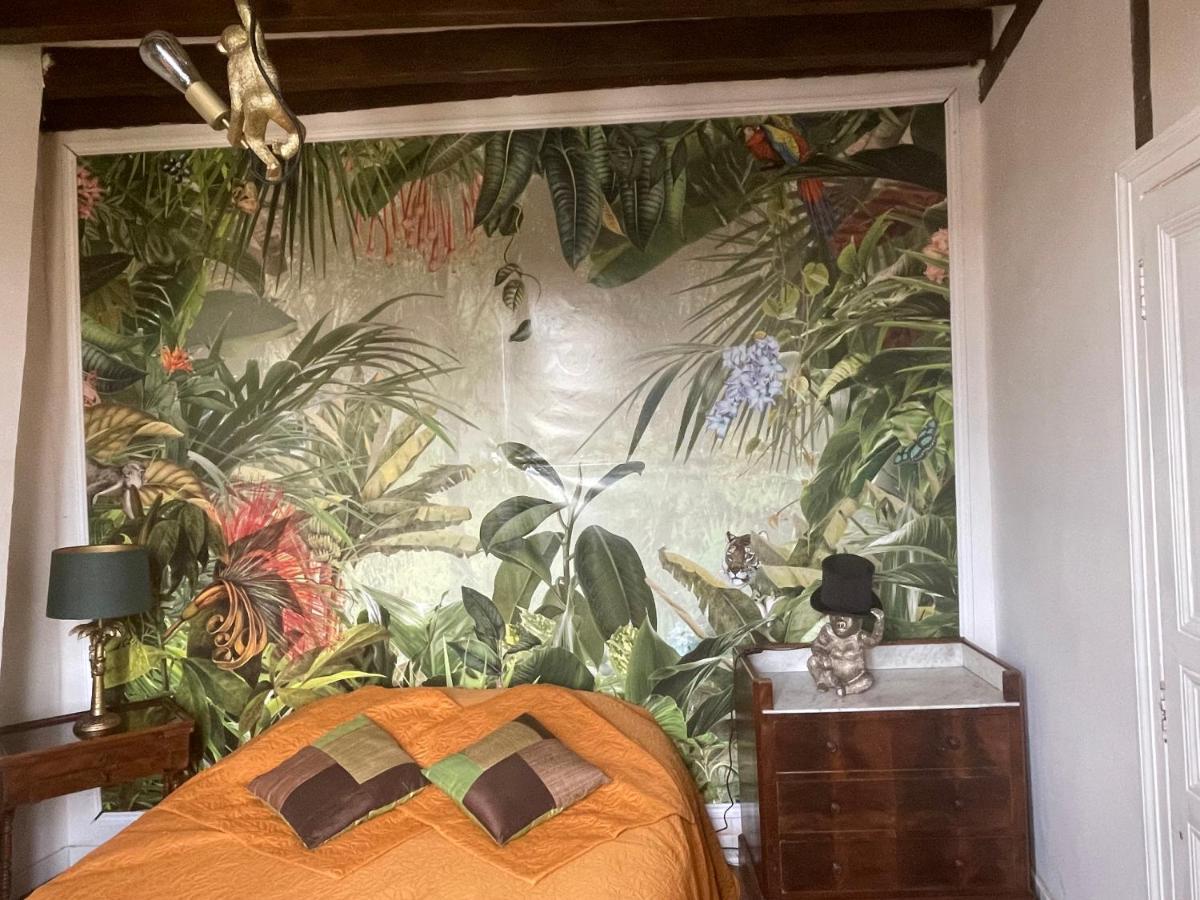 jolie maison de campagne avec piscine intérieur chauffée Fontaine-la-Gaillarde Esterno foto