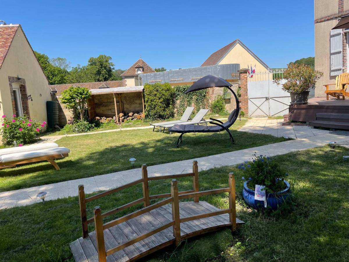 jolie maison de campagne avec piscine intérieur chauffée Fontaine-la-Gaillarde Esterno foto